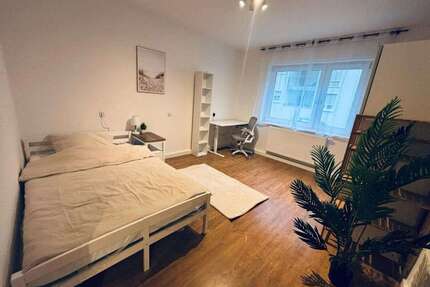 WG-Zimmer in München 950,00 € 14 m²