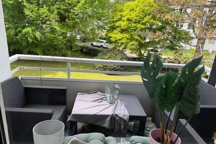 Schicke 3 Zimmer mit Balkon, 1. OG, Alt - Marl, Glatzer Str. 11