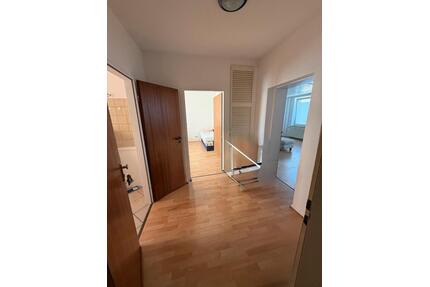 HELLE 2-Zimmer Wohnung mit Einbauküche - Krefeld Benrad