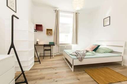 WG-Zimmer in Berlin 620,00 € 14 m²