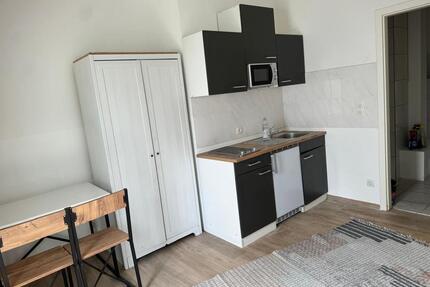 1-Zimmer Wohnung mit eigenem Eingang und Küche-Waldeckweg 3-5 - Mannheim Innenstadt