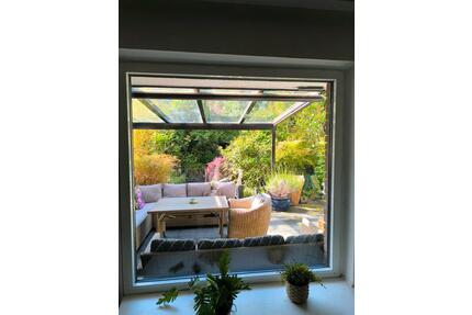 Ein Zimmer in einer Wohngemeinschaft - Köln Mülheim