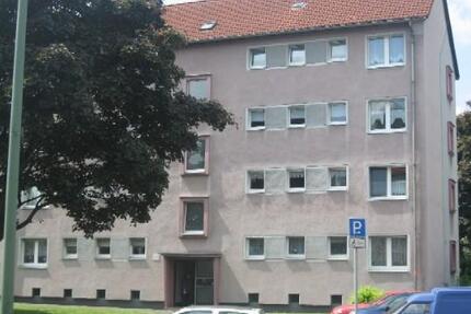 Renovierte 3-Zimmer Wohnung mit Balkon - Essen Stadtbezirk III