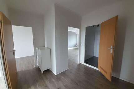 Wohnung zum Mieten in Dresden 503,00 € 64.72 m²