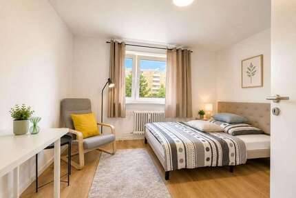 WG-Zimmer in München 700,00 € 13 m²