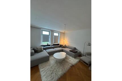 Großzügige 4.5 Zimmer Wohnung mit Kamin, Einbauküche und Balkon - Nürnberg Gärten hinter der Veste