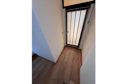 Frisch renovierte zwei Zimmerwohnung in Mannheim Schönausiedlung