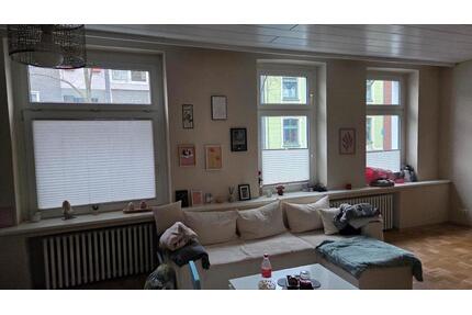 Helle Wohnung in der 1. Etage zu vermieten in Mittelmeiderich - Duisburg