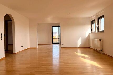 Helle 3-Zimmer Wohnung mit 36qm Terasse in Asbach - Niederwörresbach