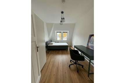 WG-Zimmer in Frankfurt am Main 780,00 € 14 m²