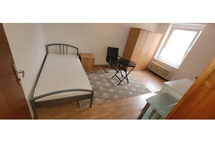 1 Möbl. Zimmer .Interesse? Tel.: 020384730 Kein Jobcenter - Duisburg Laar