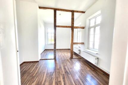 Schöne 134 qm Wohnung, WG möglich ! - Minden