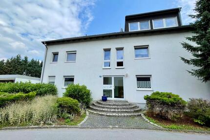 4 Zimmer Dachgeschosswohnung mit 2 Bädern, Balkon & Garage - Datteln