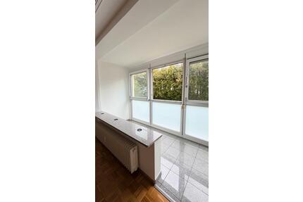 helle 2 Zimmer Wohnung in Erlangen Frauenaurach 91056 - Uttenreuth