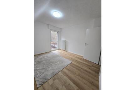 3- Zimmer Wohnung - 850,00&nbsp;EUR Kaltmiete, ca.&nbsp; 65,00&nbsp;m&sup2; in Gummersbach (PLZ: 51645) Berstig Süd