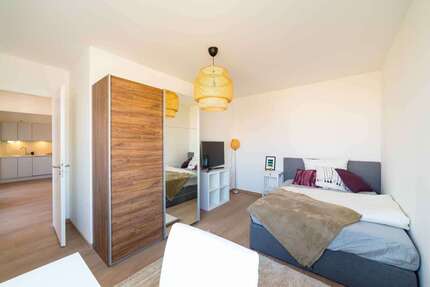 WG-Zimmer in Berlin 740,00 € 16 m²