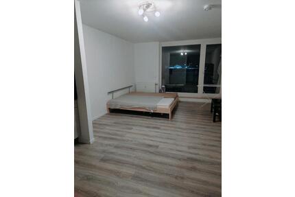 Schönes möbliertes Zimmer mit Einbauküche - Aue-Bad Schlema
