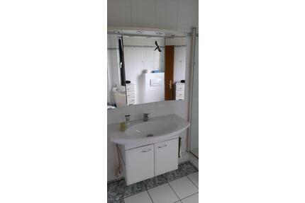 Ein Zimmer WG in einer 3-Zimmer-Wohnung ist zu vermieten - Seelze