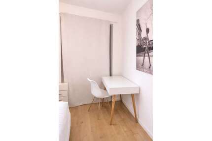 WG-Zimmer in München 800,00 € 14 m²