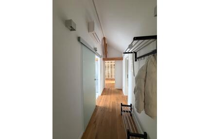 Möbliertes DG-Apartment in Karlsruhe, All-inclusive, AC, Internet