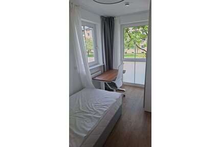 WG-Zimmer in München 750,00 € 11 m²