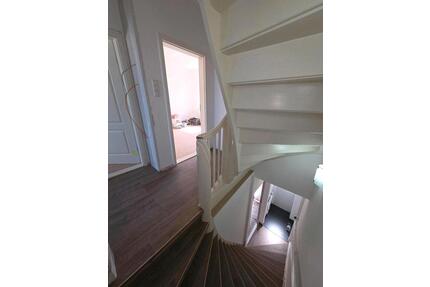 4 Zimmer Wohnung ab sofort zum 01.05.26 zu vermieten WG geeignet - Bremen Gröpelingen