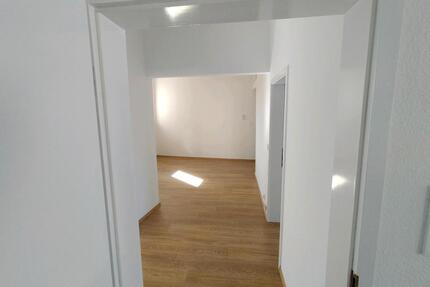 4,5 Zimmer Wohnung - 1.450,00&nbsp;EUR Kaltmiete, ca.&nbsp; 118,00&nbsp;m&sup2; in Stuttgart (PLZ: 70372) Bad Cannstatt