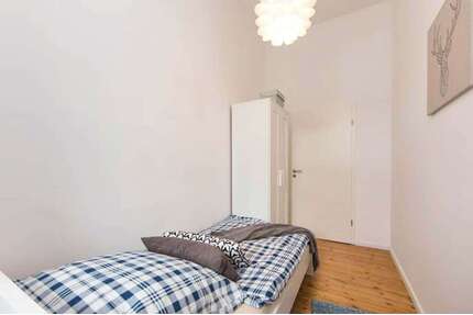 WG-Zimmer in Berlin 610,00 € 10 m²