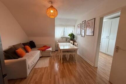 17.-25.05.2026 Untermiete: 3 Zimmer Wohnung möbiliert in Sülz - Köln Lindenthal
