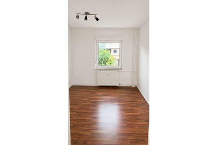 Wohnung zum Mieten in Duisburg 386,43 € 52.22 m²