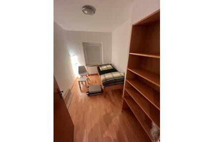 WG- Zimmer in LankwitzMarienfelde in ruhiger Lage - Berlin