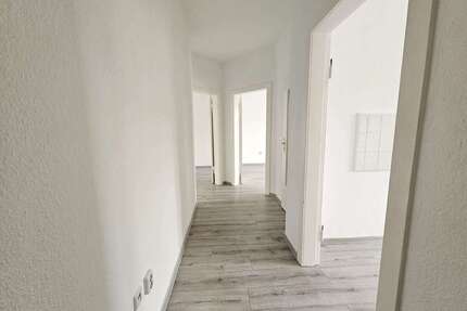 Wohnung zum Mieten in Magdeburg 310,00 € 48.2 m²
