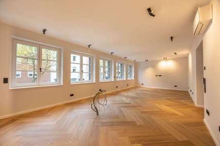 Wohnung zum Mieten in Düsseldorf 2.200,00 € 84.87 m²