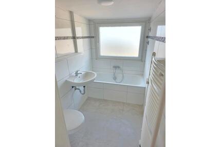 Renovierte 4,5-Zimmer Dachgeschosswohnung 2.OG - Gladbeck Brauck