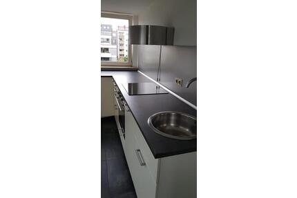 1,5-Zimmer-Dachgeschosswohnung - 780,00&nbsp;EUR Kaltmiete, ca.&nbsp; 33,00&nbsp;m&sup2; in Stuttgart (PLZ: 70374) Bad Cannstatt