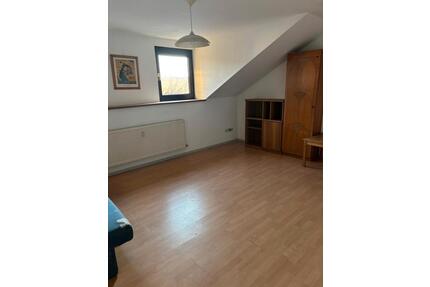 3 Zimmer Wohnung in Niederscheyern mit Balkon - Pfaffenhofen an der Ilm