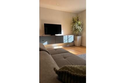 Alles NEU! Möblierte 2,5 Zimmer Wohnung mit Balkon auf Zeit - Stein