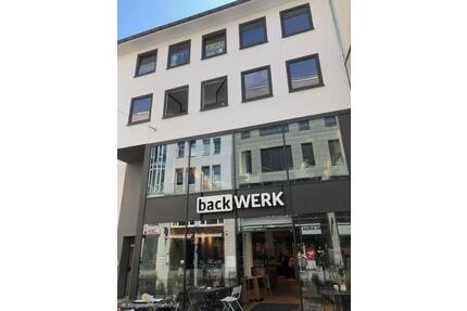 Großzügige 4-Zimmer-Wohnung - WG geeignet - - Braunschweig