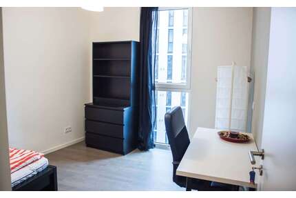 WG-Zimmer in Berlin 560,00 € 13 m²