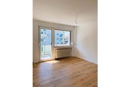 Helle 2 Zimmer Wohnung in Biebesheim - Biebesheim am Rhein