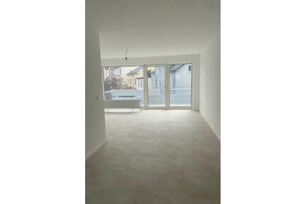 1 Zimmer Wohnung mit Balkon frisch renoviert!! Neu!! - Lüdenscheid