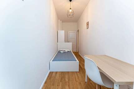 WG-Zimmer in Berlin 605,00 € 9 m²