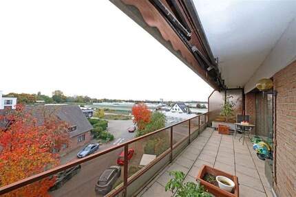 Immobilien-Richter: Möblierte Wohnung am Deich in Düsseldorf-Vollmerswerth