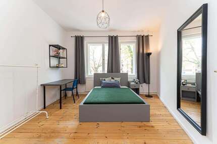 WG-Zimmer in Berlin 690,00 € 14 m²