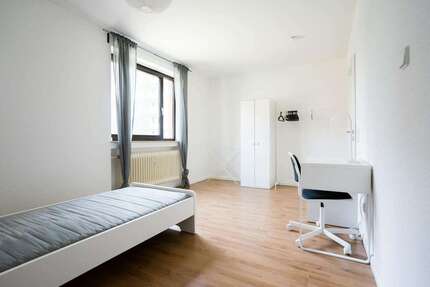 WG-Zimmer in Düsseldorf 629,00 € 10 m²