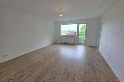 Große 1 Zimmer Wohnung mit Balkon - Großkrotzenburg