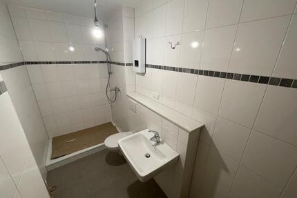 Kernsanierte 3,5 Zimmer Wohnung mit Balkon 72 qm - Herne Eickel