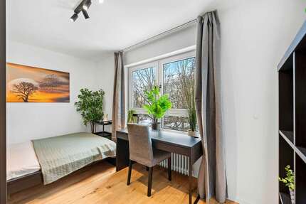 WG-Zimmer in München 890,00 € 14 m²
