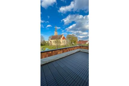 Altshausen: Helle 3-Zimmer Wohnung mit großer Dachterasse