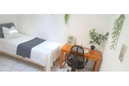 WG-Zimmer in Köln 799,00 € 15 m²